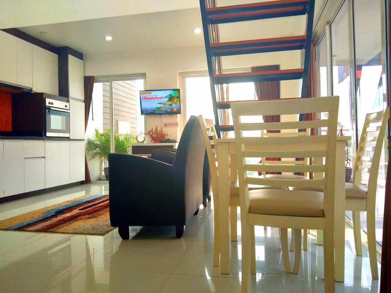 Family Residence Pattaya Eksteriør billede
